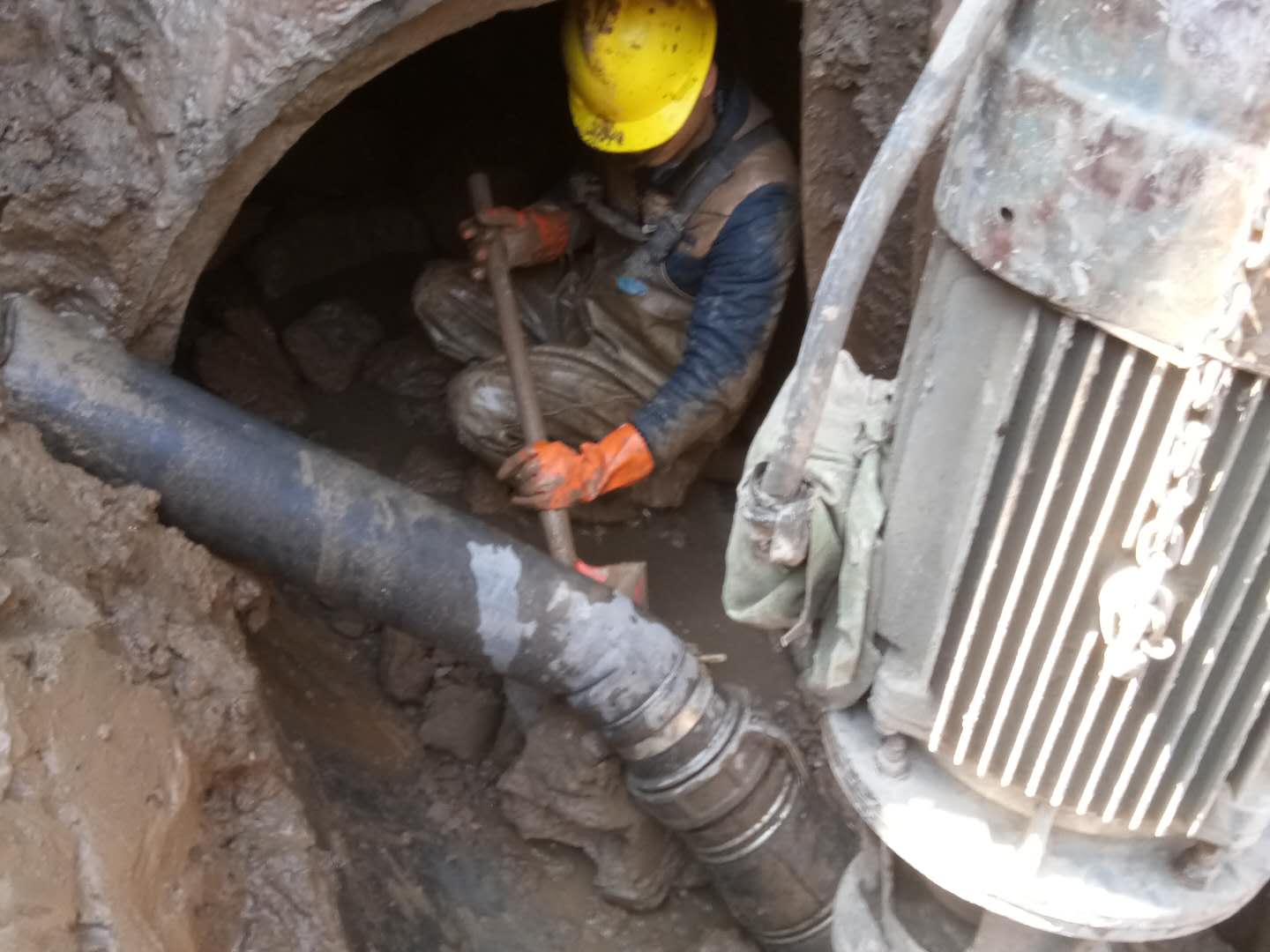 长征镇管道清淤